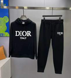 Picture of Dior Sweater Suits _SKUDiorM-5XLkdtr1638847